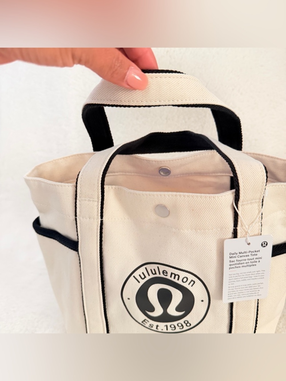 Lululemon Daily Multi-Pocket Mini Canvas Tote with Black Trim - Picture 7 of 13